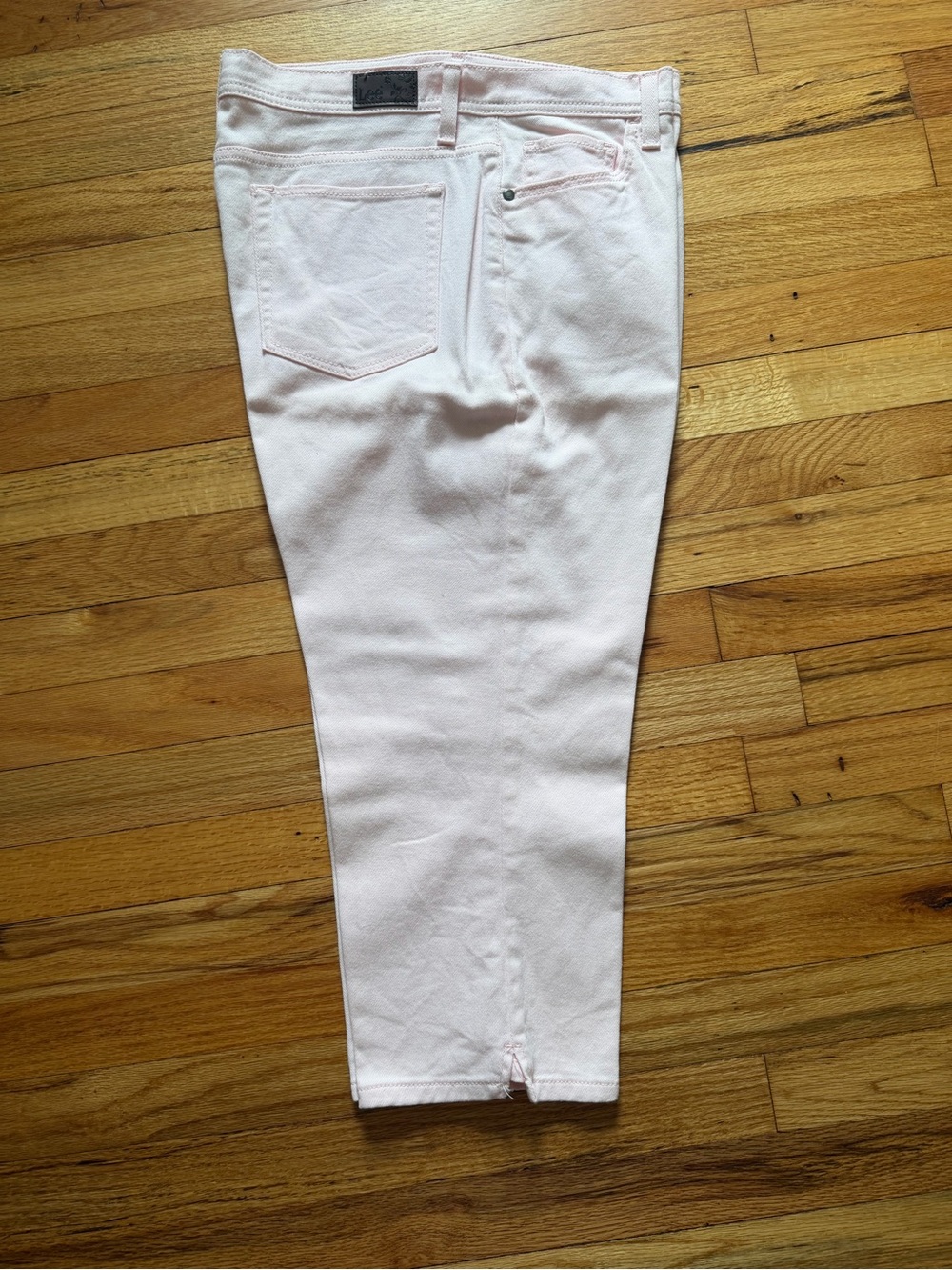 Lee Light Pink Cotton Blend Capris